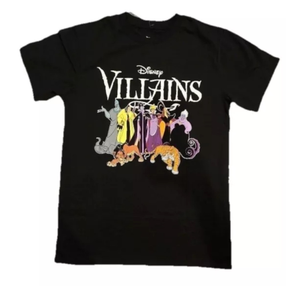 DISNEY Villains Collection Black Graphic Tee B&W
Size Medium or Small